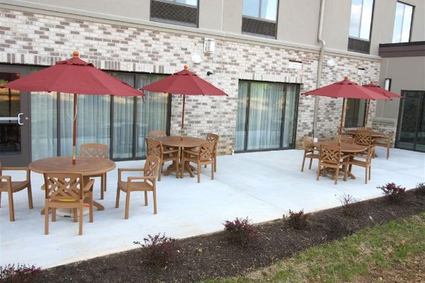 Holiday Inn Express & Suites CLEAR SPRING (Ashton)